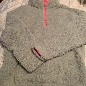 Grey hoodie fur